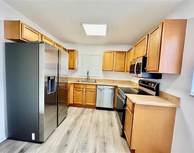 51 Blairsville Drive - Photo Thumbnail 3
