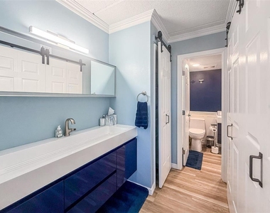 845 Benjamin Franklin Drive - Photo Thumbnail 22