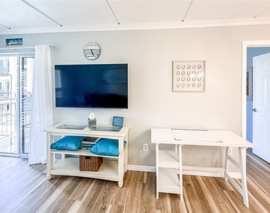 845 Benjamin Franklin Drive - Photo Thumbnail 17