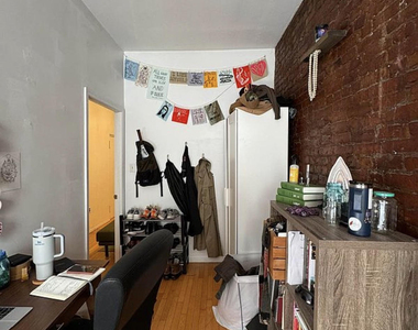 9th Avenue - Photo Thumbnail 8