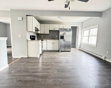 33 Pond Street - Photo Thumbnail 1