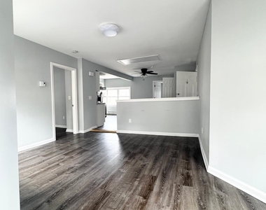 33 Pond Street - Photo Thumbnail 2