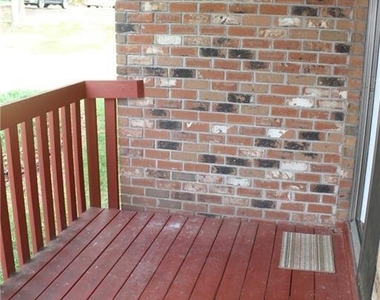 20 Woodsedge Drive - Photo Thumbnail 19