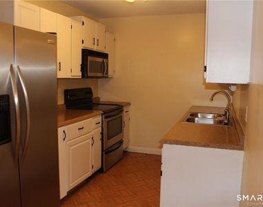 20 Woodsedge Drive - Photo Thumbnail 6