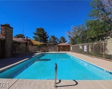 7300 Pirates Cove Road - Photo Thumbnail 15