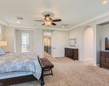 1041 Baronet Drive - Photo Thumbnail 24