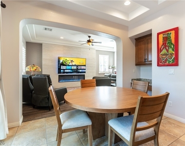 1041 Baronet Drive - Photo Thumbnail 9