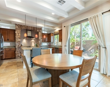 1041 Baronet Drive - Photo Thumbnail 10