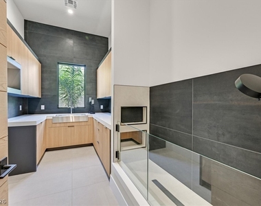 34 Vintage Canyon Street - Photo Thumbnail 16