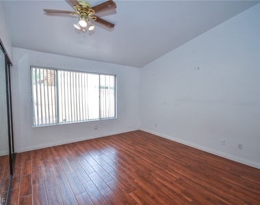 6762 Shelter Lane - Photo Thumbnail 15