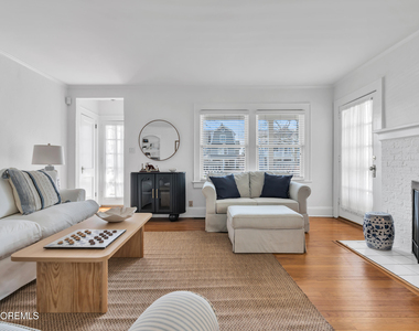 111 Chicago Boulevard - Photo Thumbnail 7