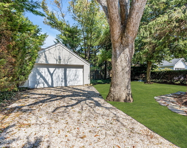 111 Chicago Boulevard - Photo Thumbnail 33