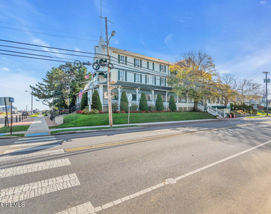 111 Chicago Boulevard - Photo Thumbnail 38