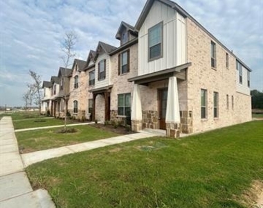 4001 Avion Drive - Photo Thumbnail 2