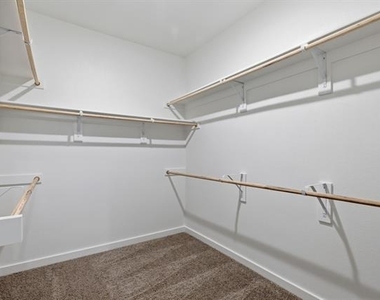 637 Sierra Ridge - Photo Thumbnail 23