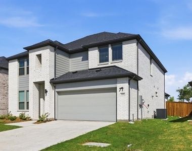 637 Sierra Ridge - Photo Thumbnail 1