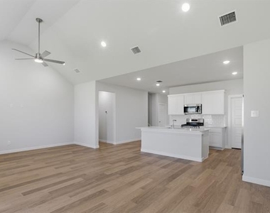 637 Sierra Ridge - Photo Thumbnail 5