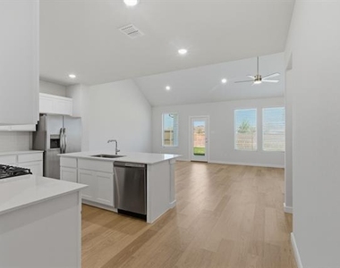 637 Sierra Ridge - Photo Thumbnail 3