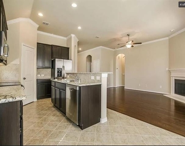16328 Amistad Avenue - Photo Thumbnail 6