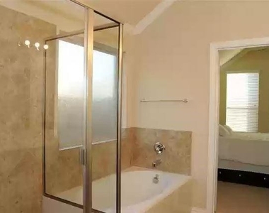 16328 Amistad Avenue - Photo Thumbnail 19