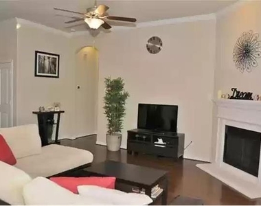 16328 Amistad Avenue - Photo Thumbnail 13