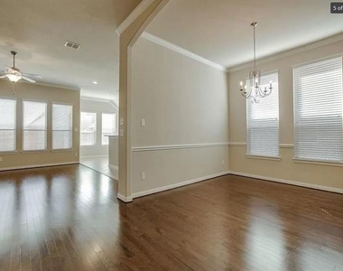 16328 Amistad Avenue - Photo Thumbnail 3