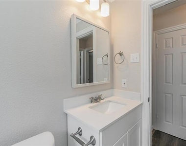 316 S 2nd Street - Photo Thumbnail 20