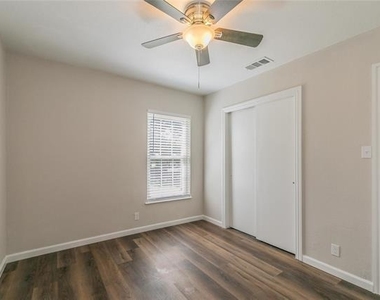 316 S 2nd Street - Photo Thumbnail 14