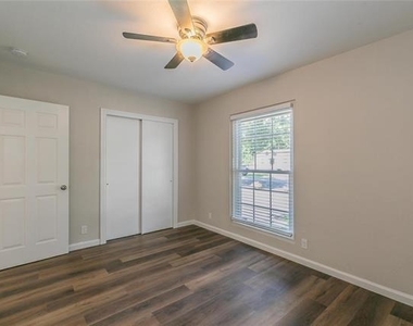 316 S 2nd Street - Photo Thumbnail 17