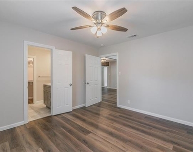 316 S 2nd Street - Photo Thumbnail 8