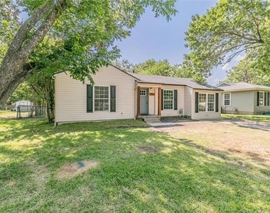 316 S 2nd Street - Photo Thumbnail 1