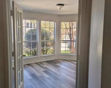 8541 Western Meadows Drive - Photo Thumbnail 5