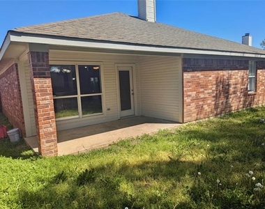 8541 Western Meadows Drive - Photo Thumbnail 24