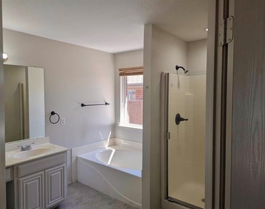 8541 Western Meadows Drive - Photo Thumbnail 16