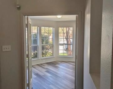 8541 Western Meadows Drive - Photo Thumbnail 4