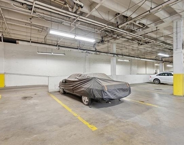 6211 W Northwest Highway - Photo Thumbnail 17