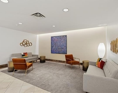 6211 W Northwest Highway - Photo Thumbnail 3