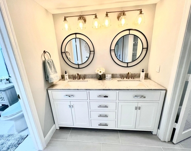 17081 Waterbend Dr Drive - Photo Thumbnail 6