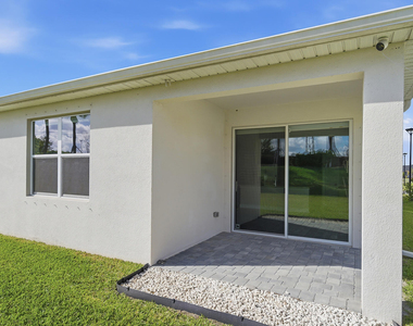 8558 Dahlia Circle - Photo Thumbnail 18