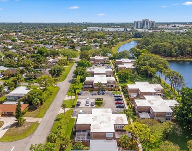 4348 Hazel Avenue - Photo Thumbnail 19