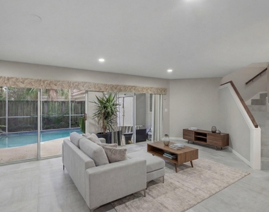 4348 Hazel Avenue - Photo Thumbnail 3