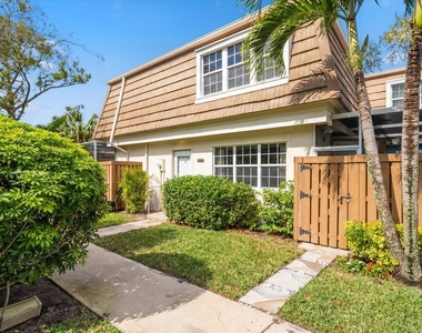 4348 Hazel Avenue - Photo Thumbnail 1