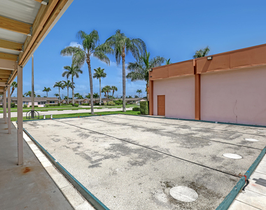 2747 E Dudley Dr Drive E - Photo Thumbnail 49