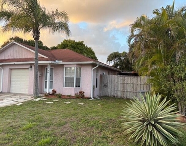 5724 Boynton Cres Crescent - Photo Thumbnail 1