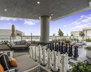 2000 Metropica Way - Photo Thumbnail 48