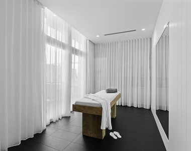 2000 Metropica Way - Photo Thumbnail 34