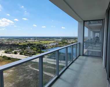 2000 Metropica Way - Photo Thumbnail 26