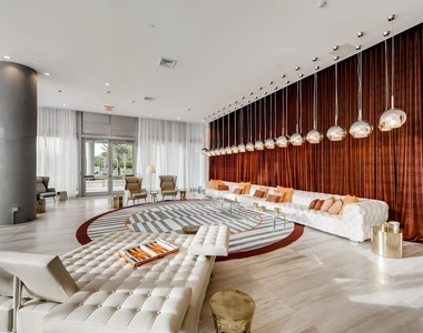 2000 Metropica Way - Photo Thumbnail 9