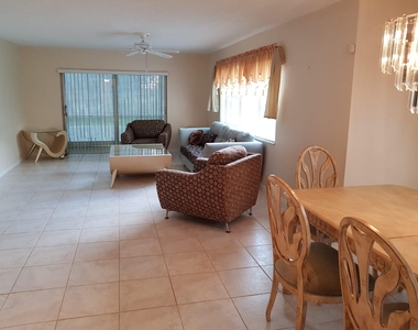 3300 Spanish Moss Terrace - Photo Thumbnail 4