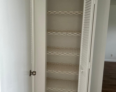 3300 Spanish Moss Terrace - Photo Thumbnail 17
